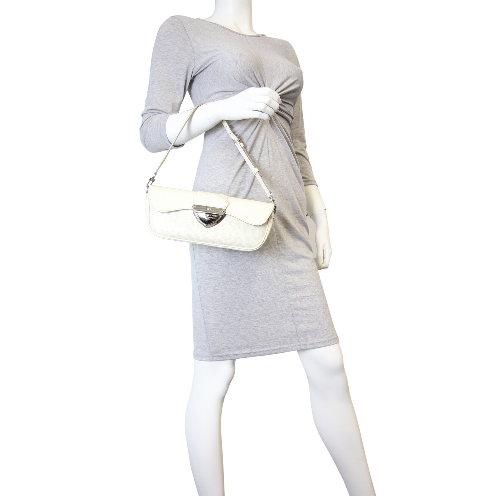 Louis Vuitton Montaigne Clutch Epi Mannequin