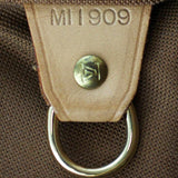 Louis Vuitton Montsouris GM Monogram Code