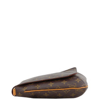 Louis Vuitton Musette Salsa Monogram Right