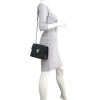 Louis Vuitton Mylockme BB Mannequin
