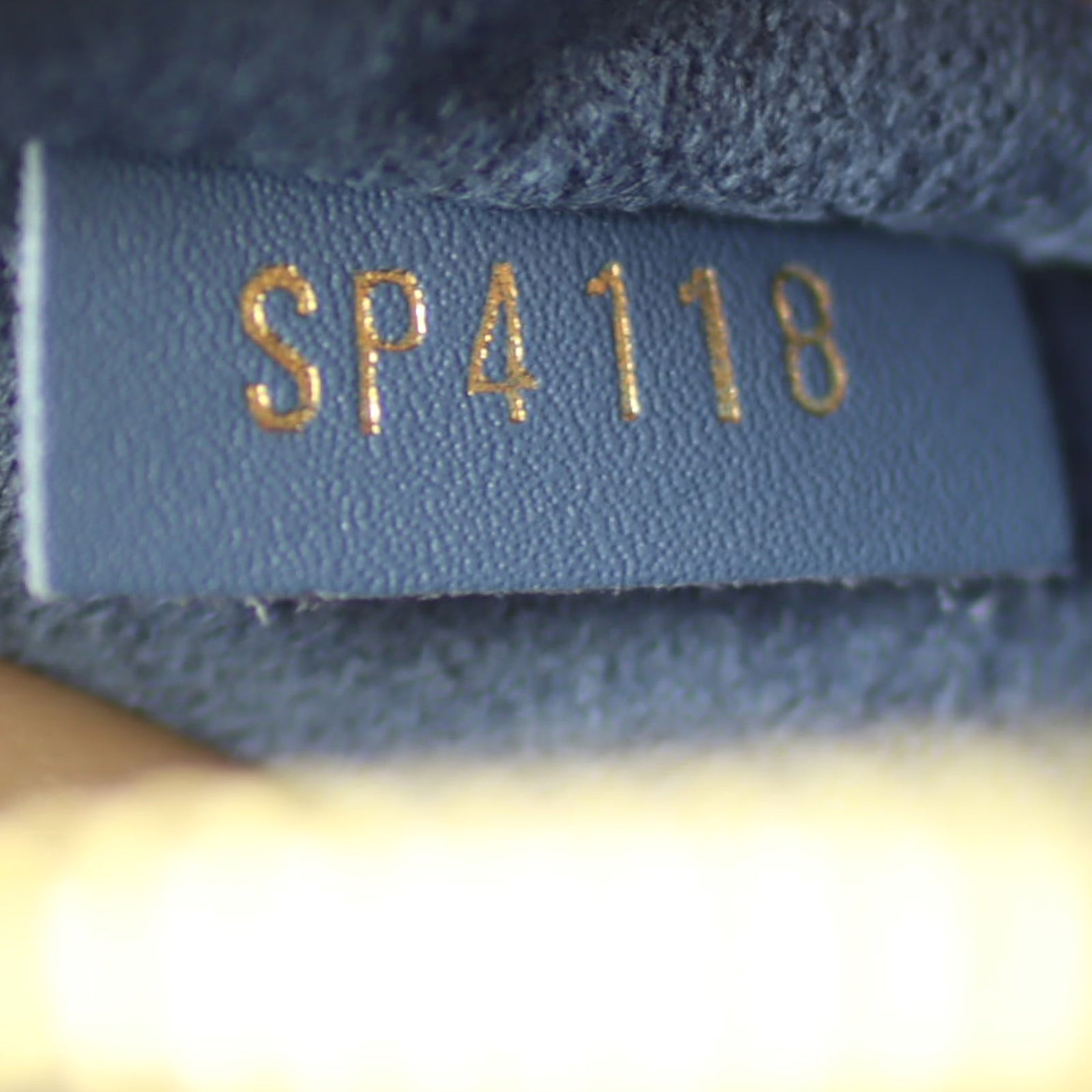 Louis Vuitton NéoNoé Monogram Code