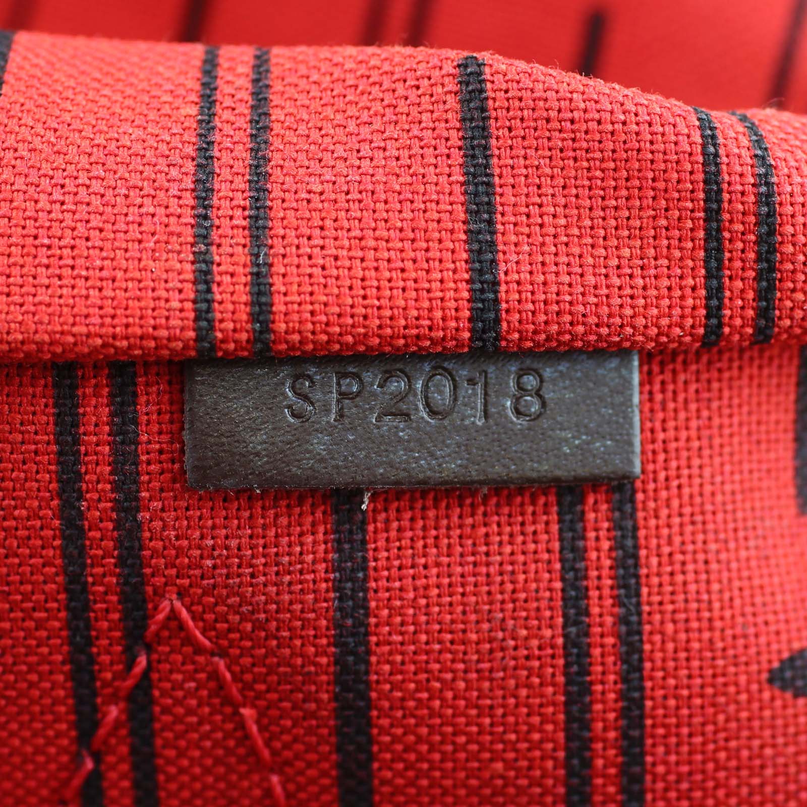 Louis Vuitton Neverfull MM Damier Ebene Date Code