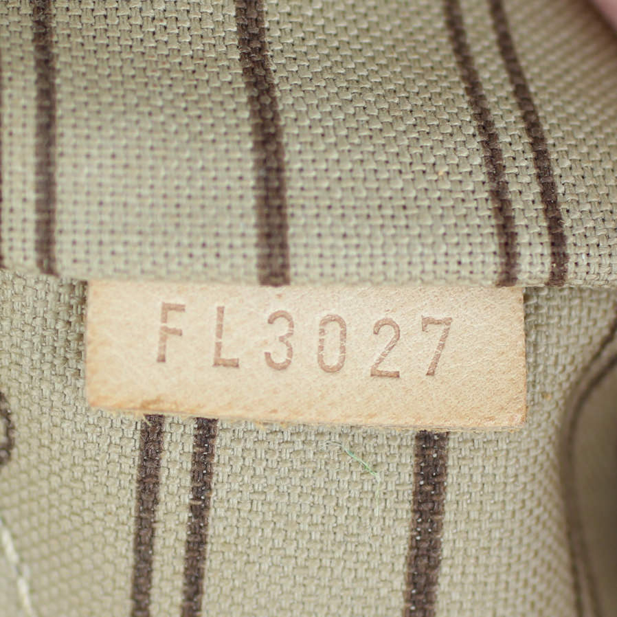 12Louis Vuitton Neverfull GM Monogram Code