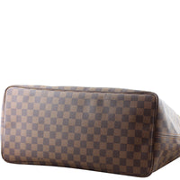 Louis Vuitton Neverfull GM corner