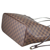 Louis Vuitton Neverfull MM Damier Ebene Corner