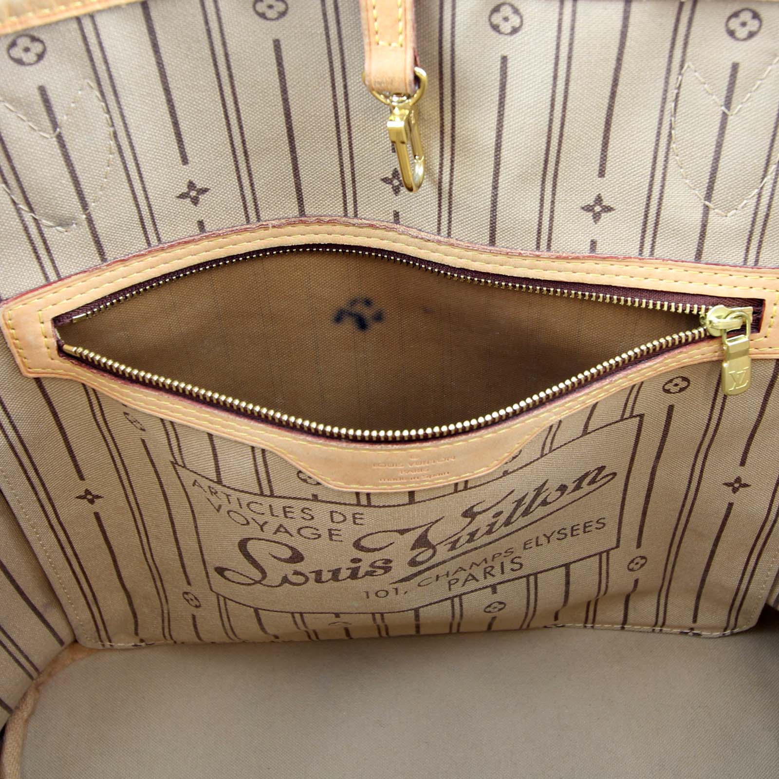 Louis Vuitton Neverfull MM Monogram pocket