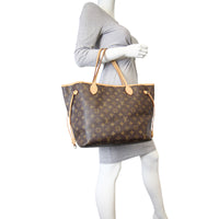 Louis Vuitton Neverfull MM Monogram mannequin