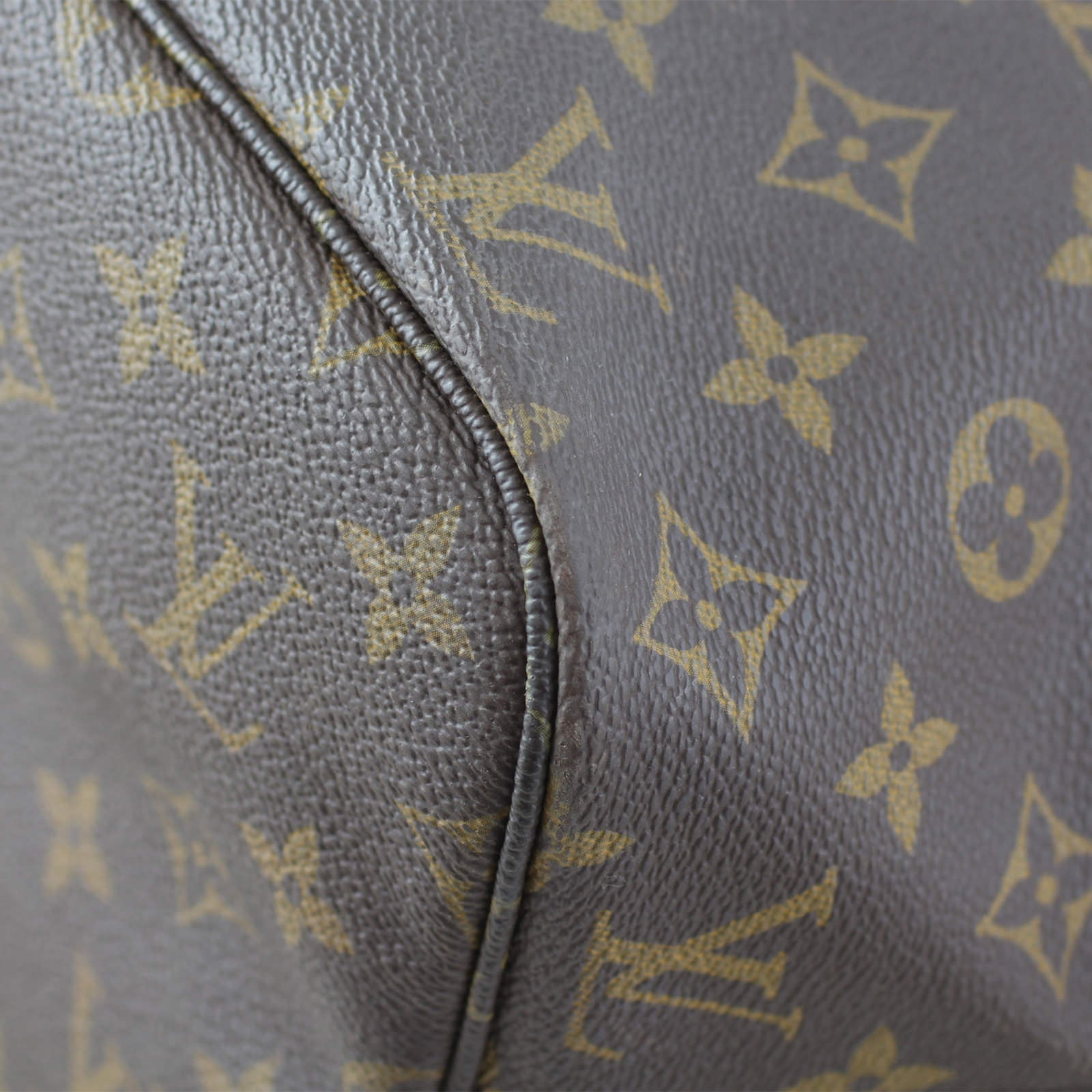 Louis Vuitton Neverfull MM Monogram Corner