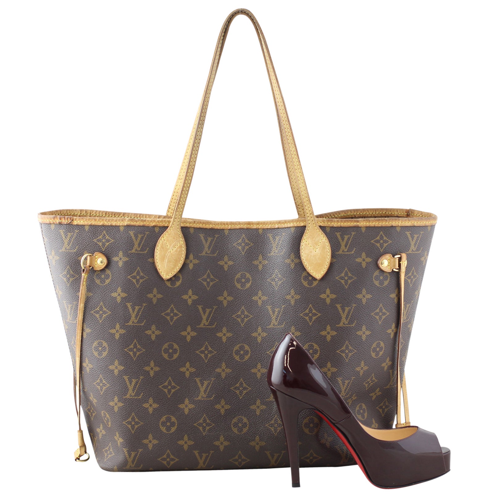Louis Vuitton Neverfull MM Monogram Scale