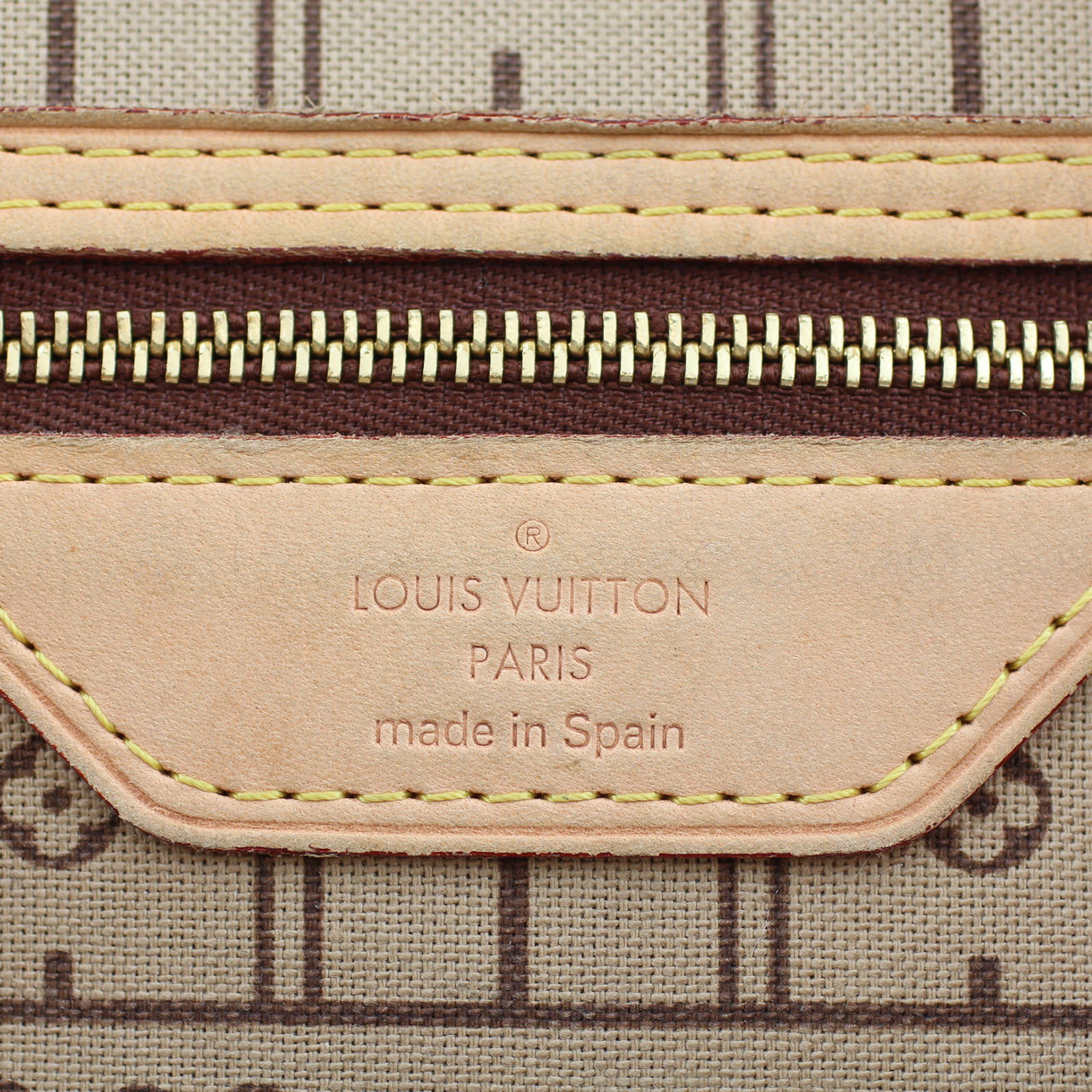 Louis Vuitton Neverfull MM Monogram stamp