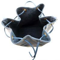 Louis Vuitton Noe Epi Interior