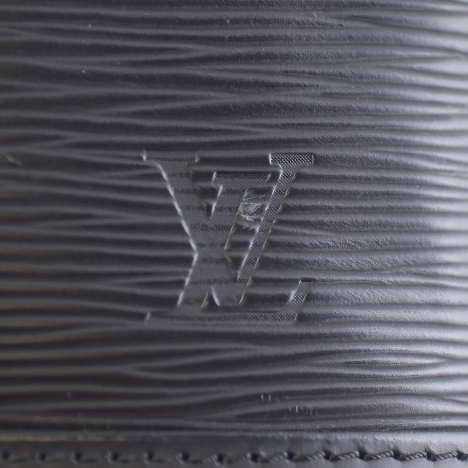 Louis Vuitton Noe NM Epi Logo