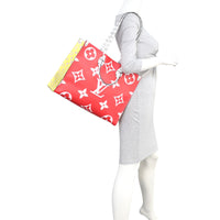 Louis Vuitton Onthego GM Giant Monogram Mannequin