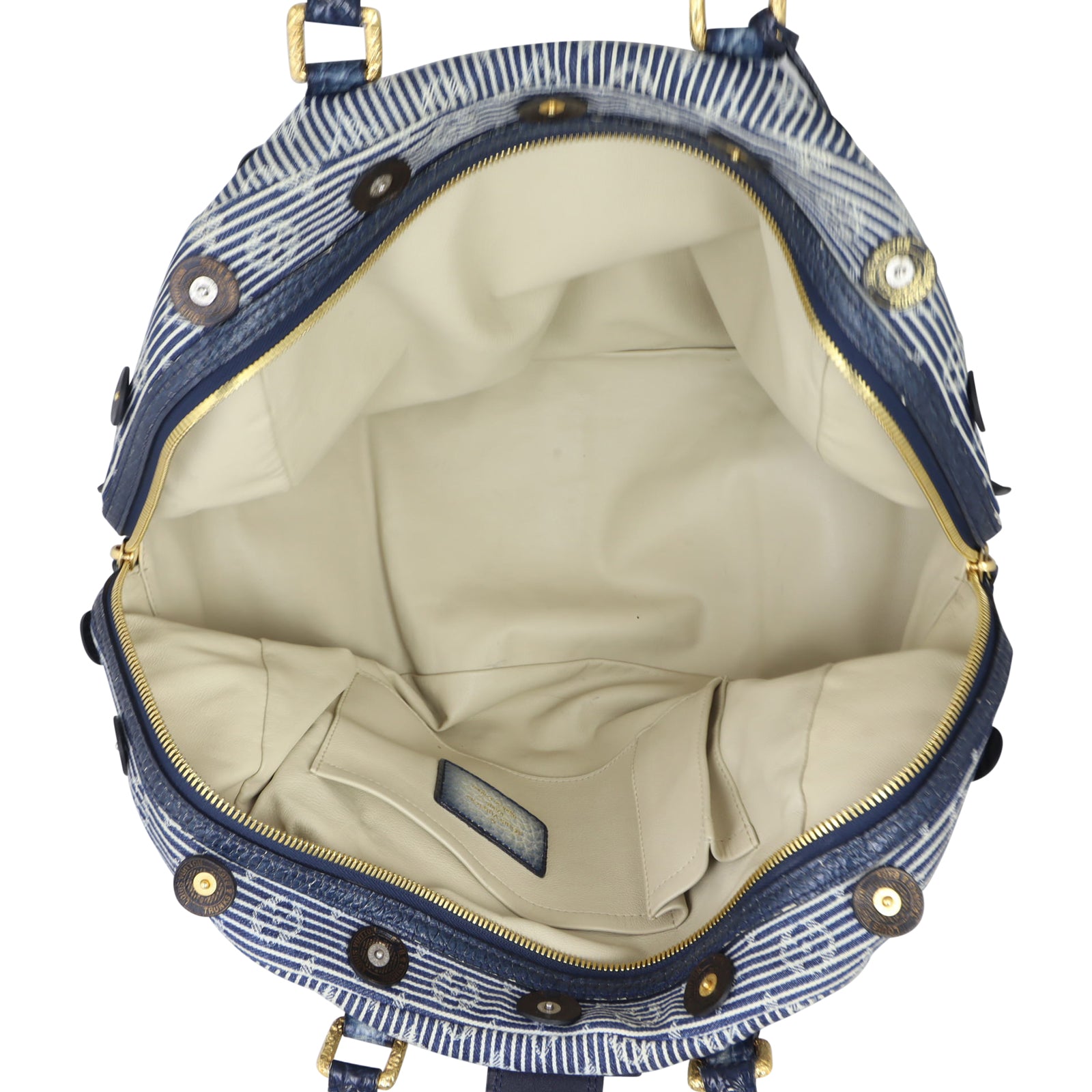 Louis Vuitton Panema Bowly Whole interior