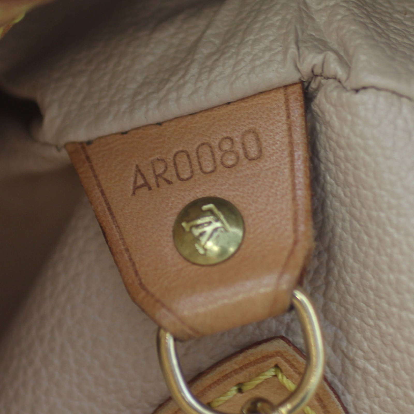 Louis Vuitton Petit Bucket Bag Code