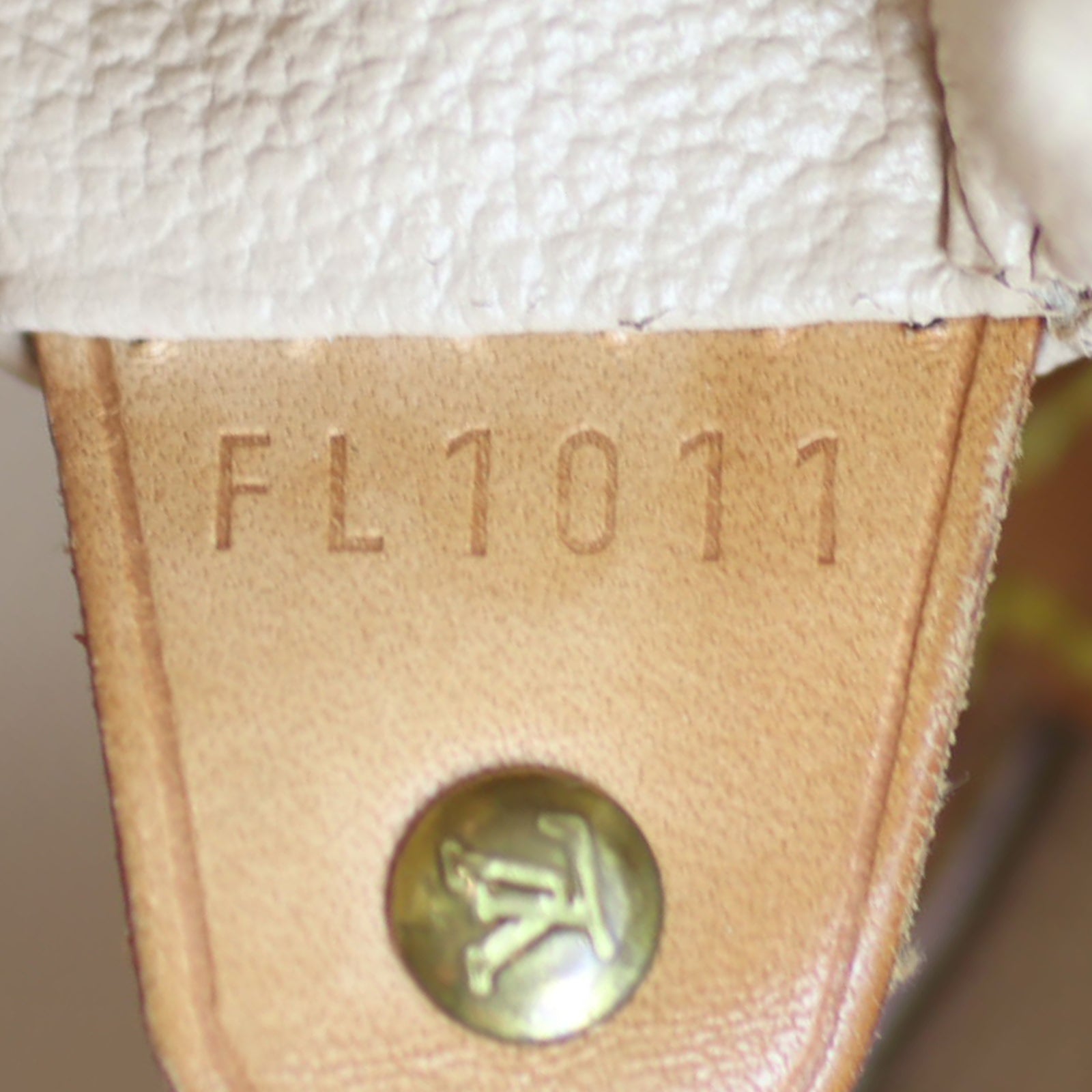 Louis Vuitton Petit Bucket Bag Code