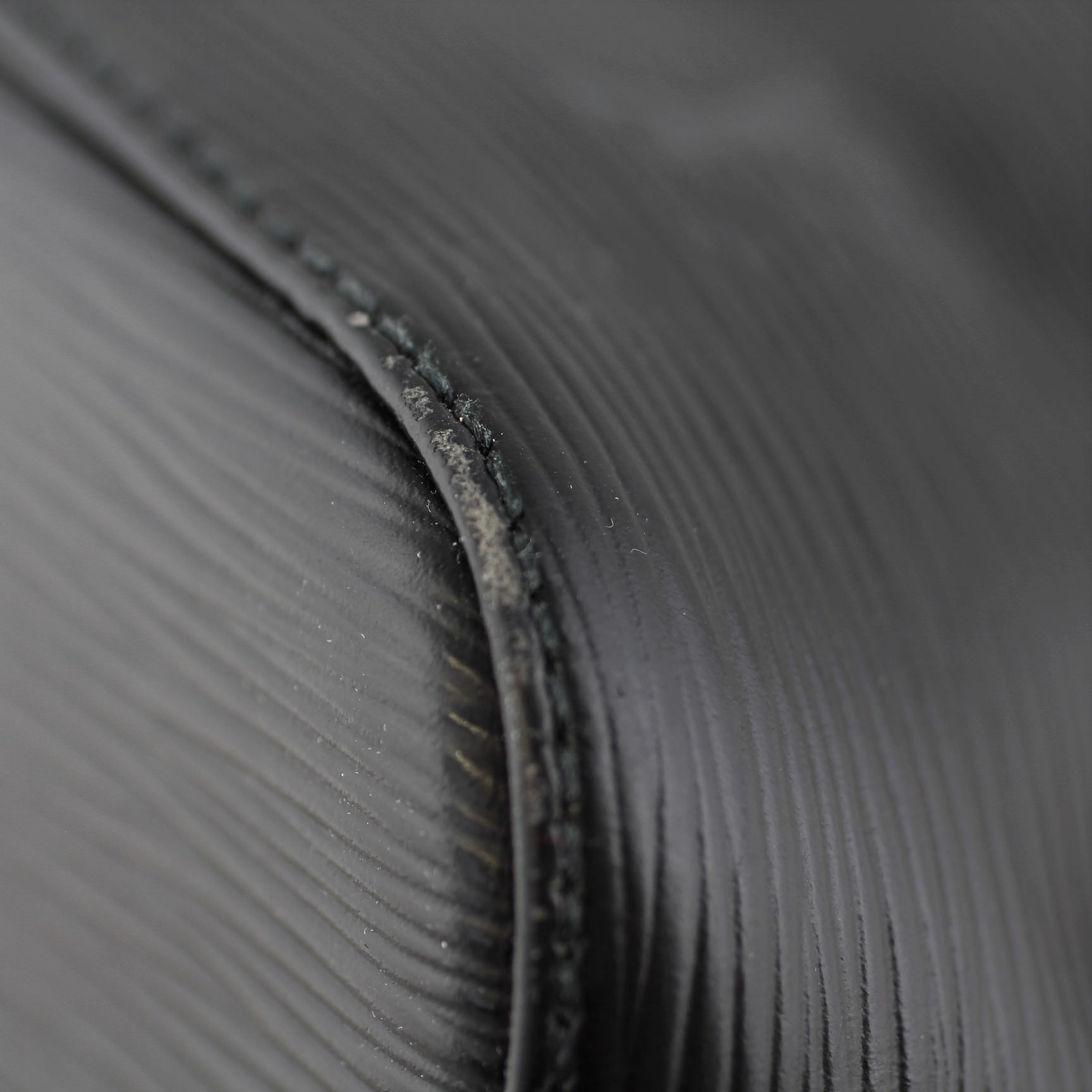 Louis Vuitton Petit Noe Epi Lining