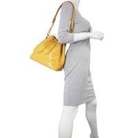 Louis Vuitton Petit Noe mannequin