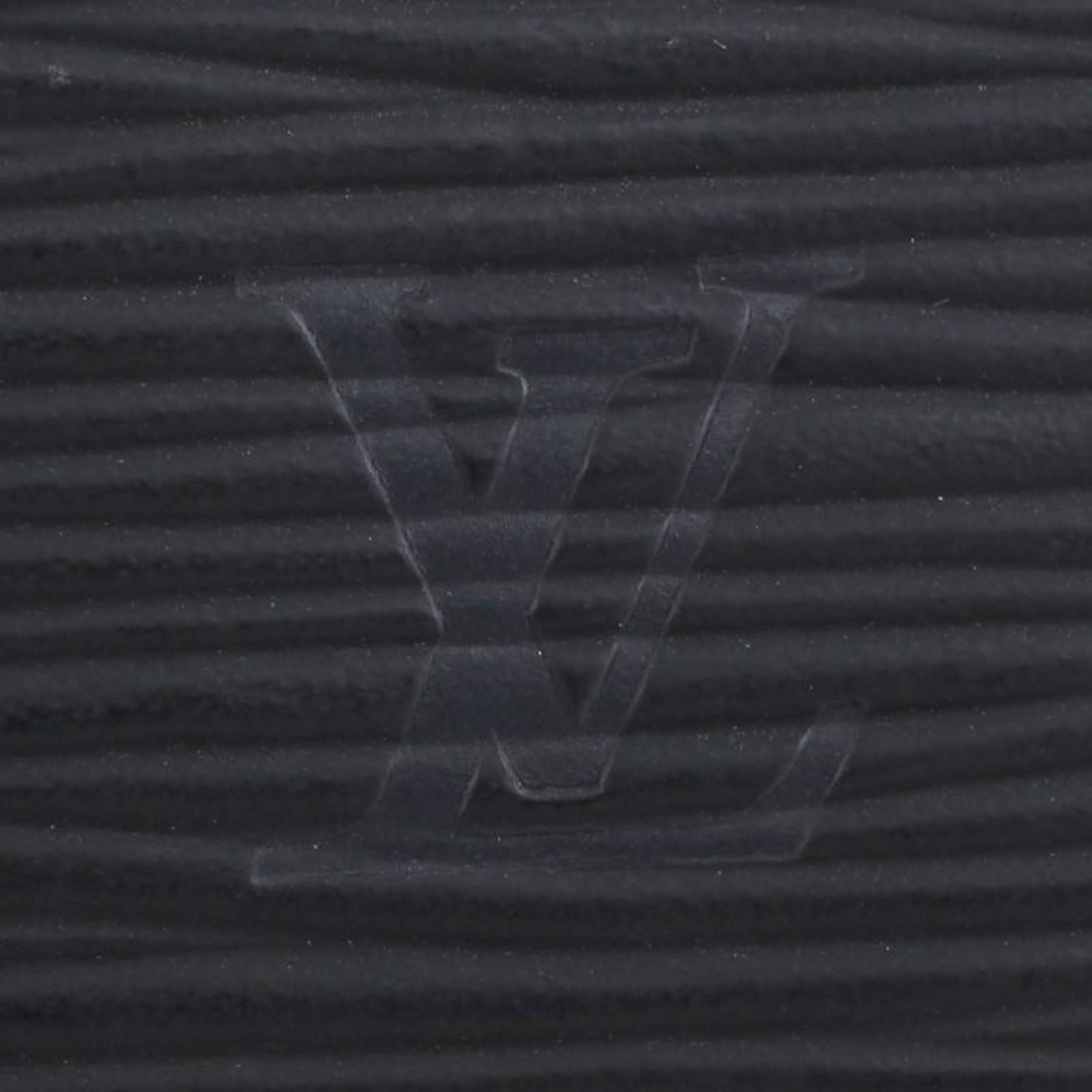 Louis Vuitton Pochette Accessoires Epi Exterior