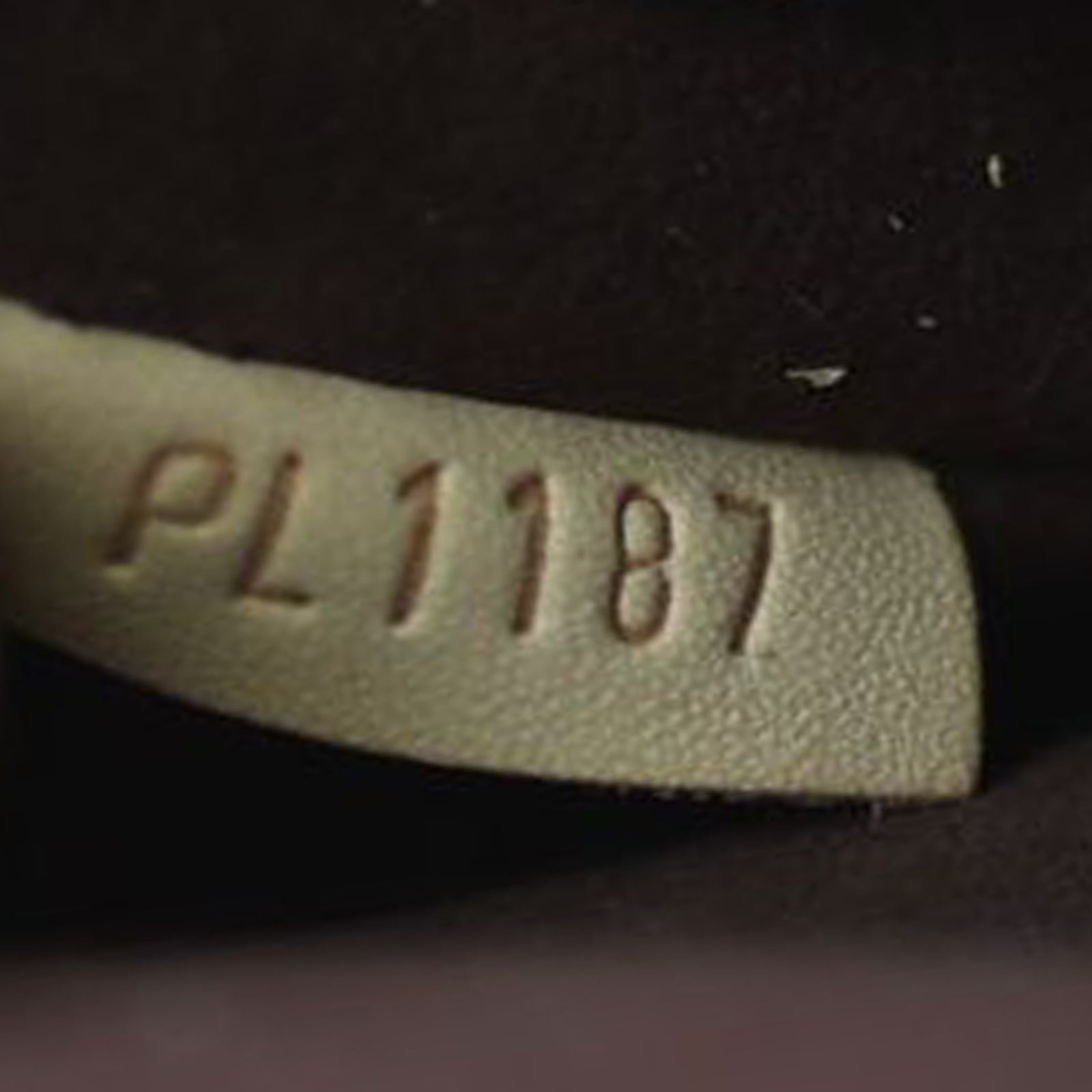 Louis Vuitton Pochette Metis Monogram Date code