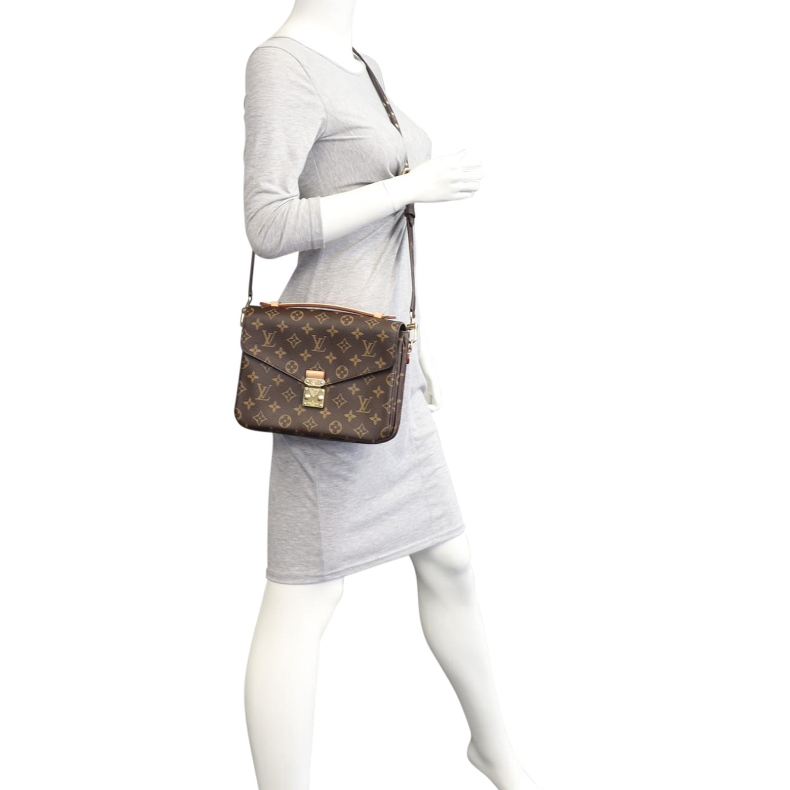 Louis Vuitton Pochette Metis Monogram Mannequin