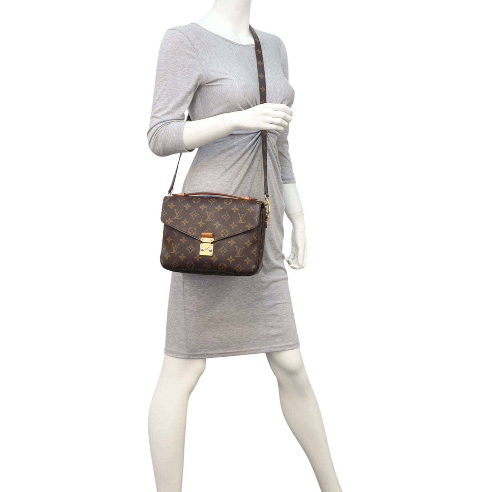 Louis Vuitton Pochette Metis Monogram Mannequin
