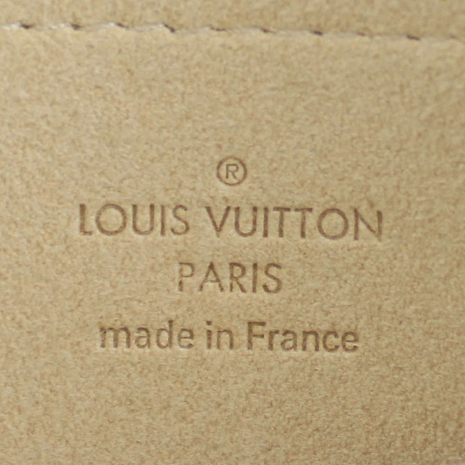 Louis Vuitton Pochette Milla Stamp