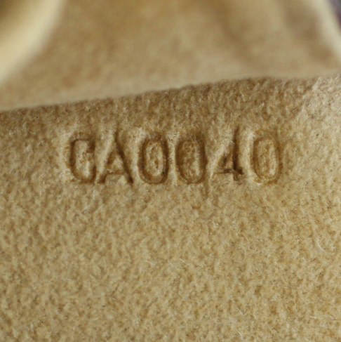 Louis Vuitton Pochette Twin GM Monogram Code