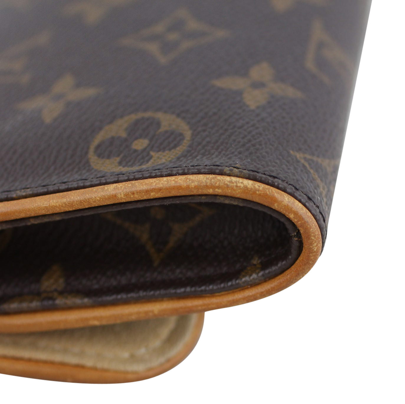 Louis Vuitton Pochette Twin PM Monogram piping