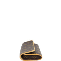 Louis Vuitton Pochette Twin PM Monogram Right