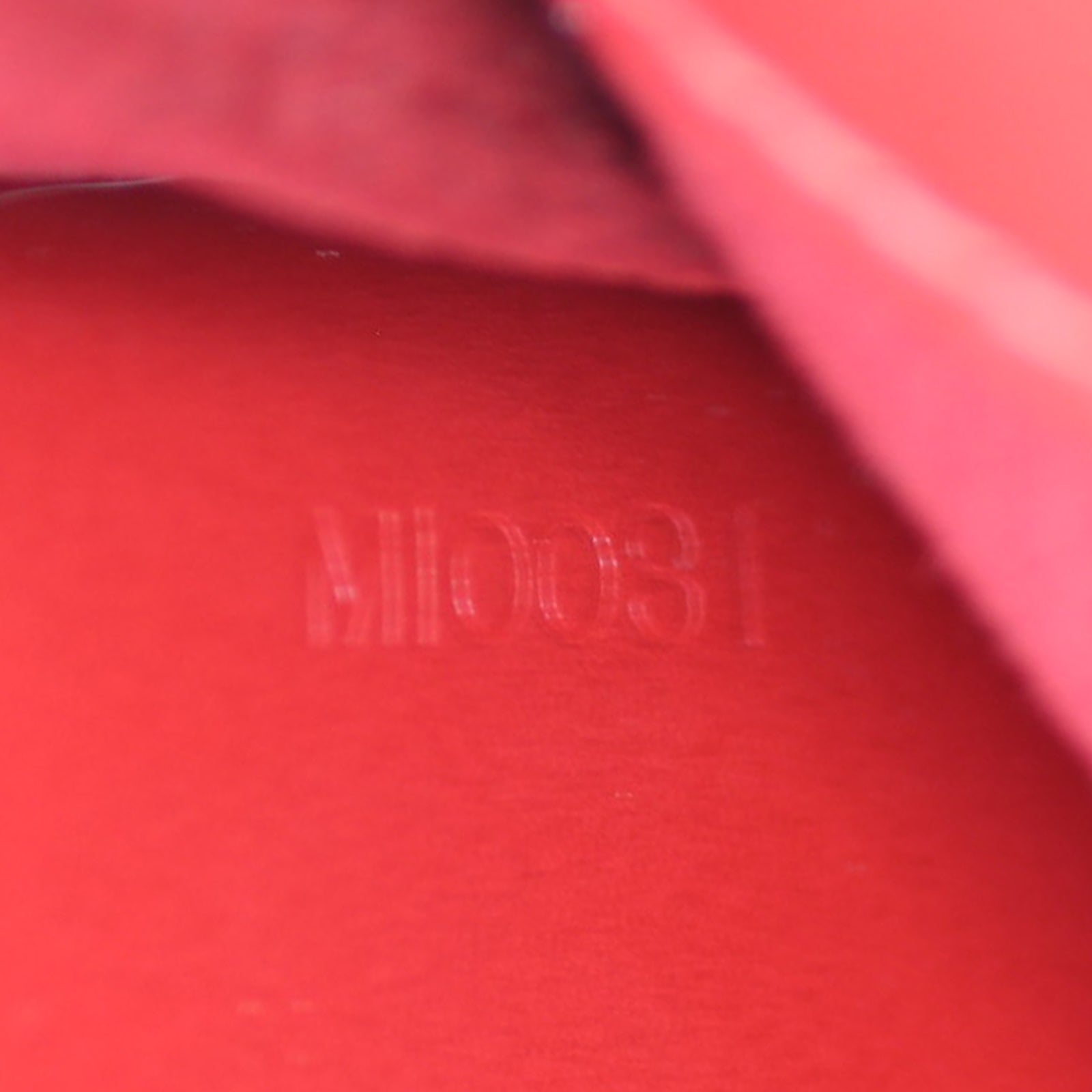 Louis Vuitton Pont Neuf PM Epi Code