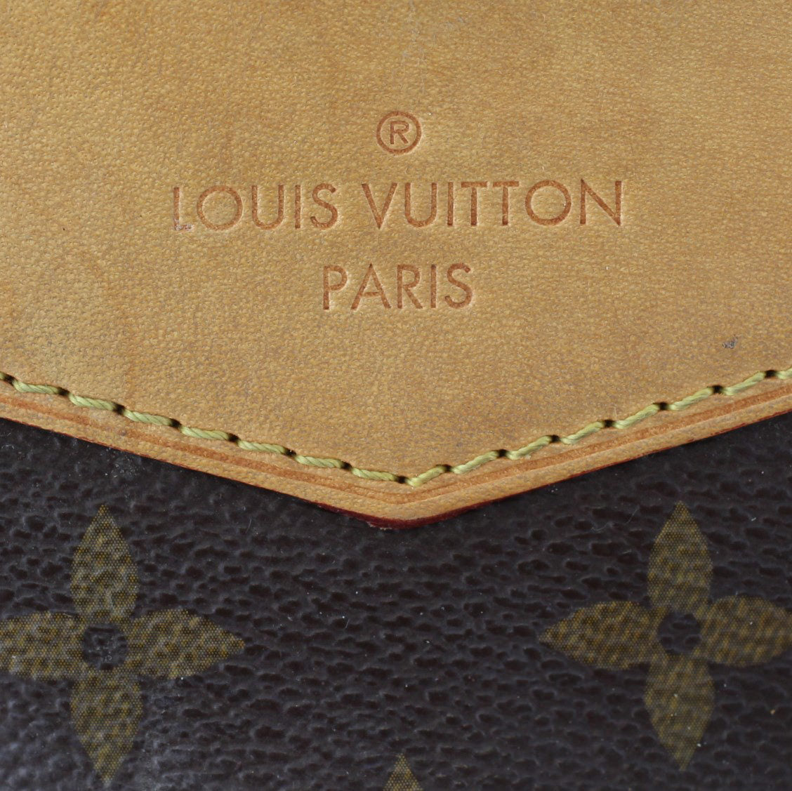 Louis Vuitton Retiro PM Monogram Exterior