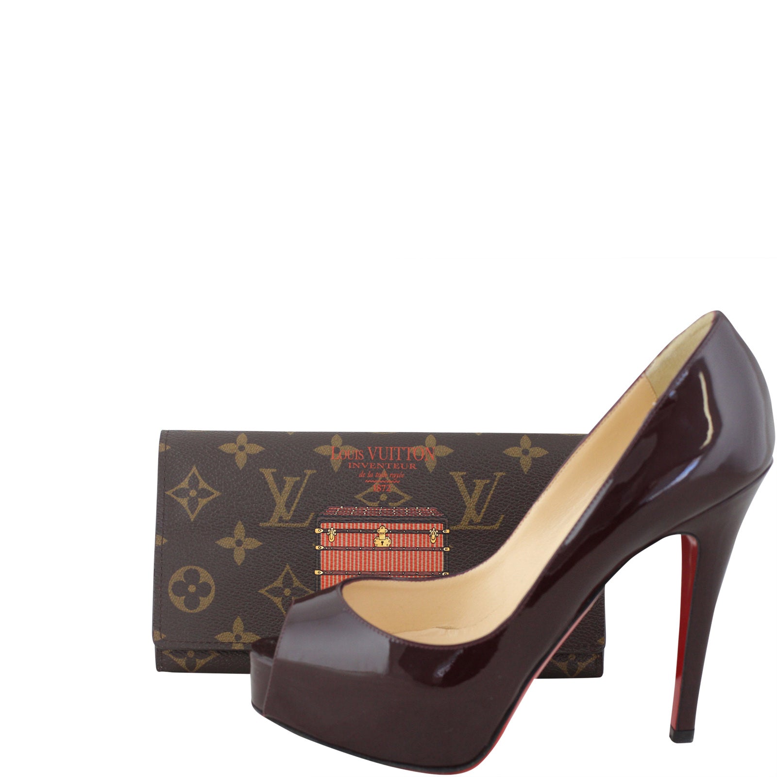 Louis Vuitton Sarah Wallet Monogram Trunks & Locks Scale