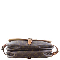 Louis Vuitton Saumur 30 base