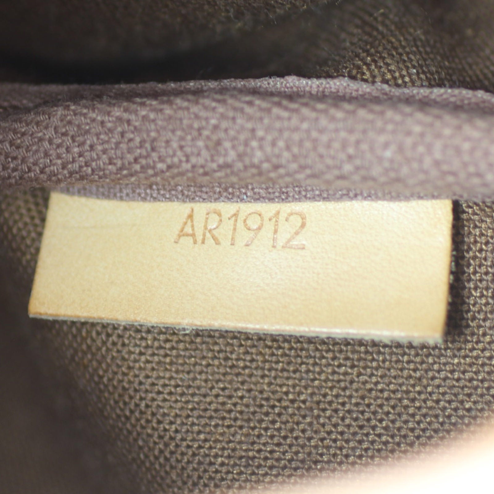 Louis Vuitton Saumur 30 Monogram Code