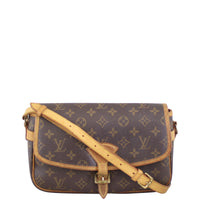 Louis Vuitton Sologne Shoulder Bag Monogram Front