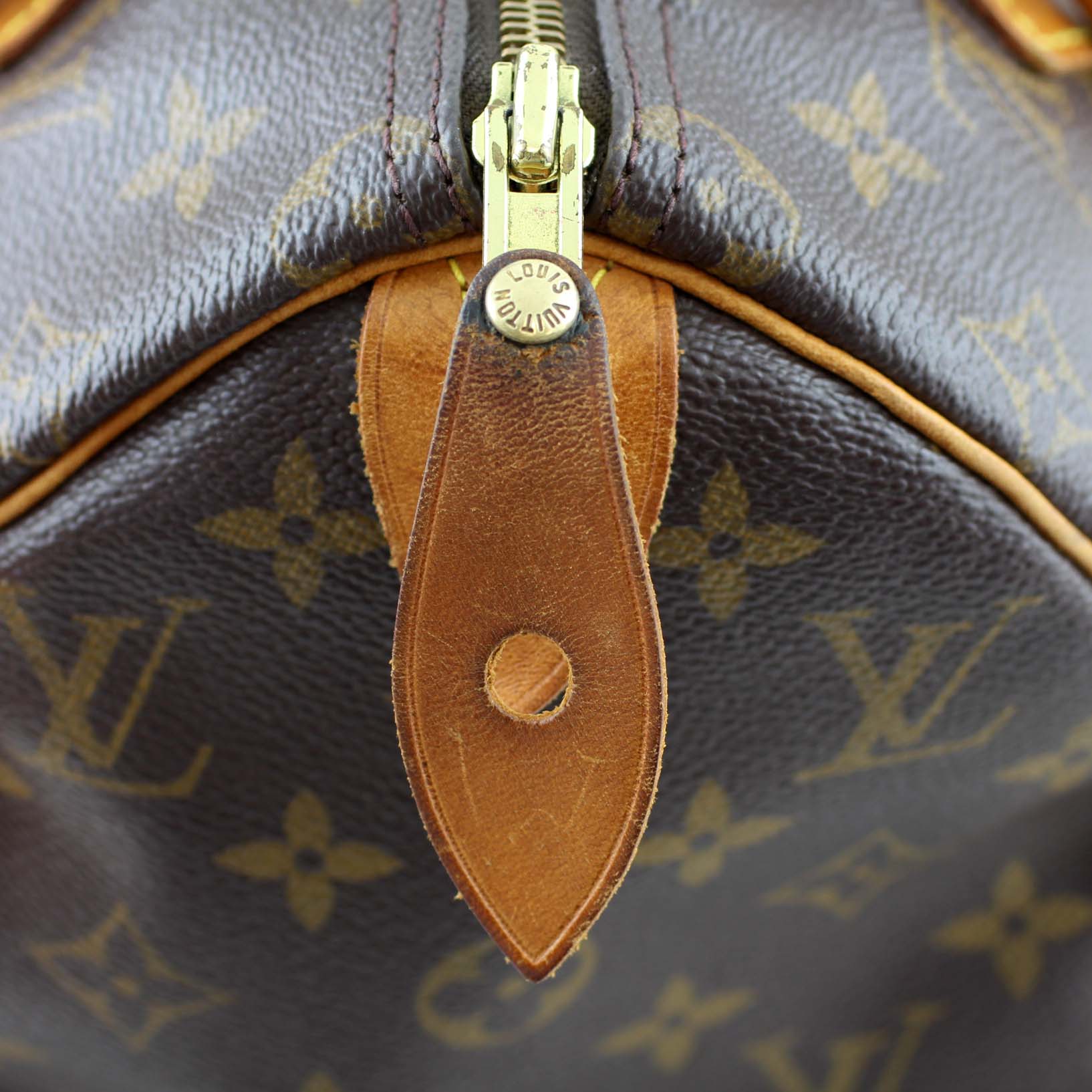 Louis Vuitton Speedy 25 Monogram Zipper Pull