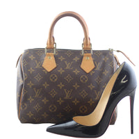 Louis Vuitton Speedy 25 Monogram Scale