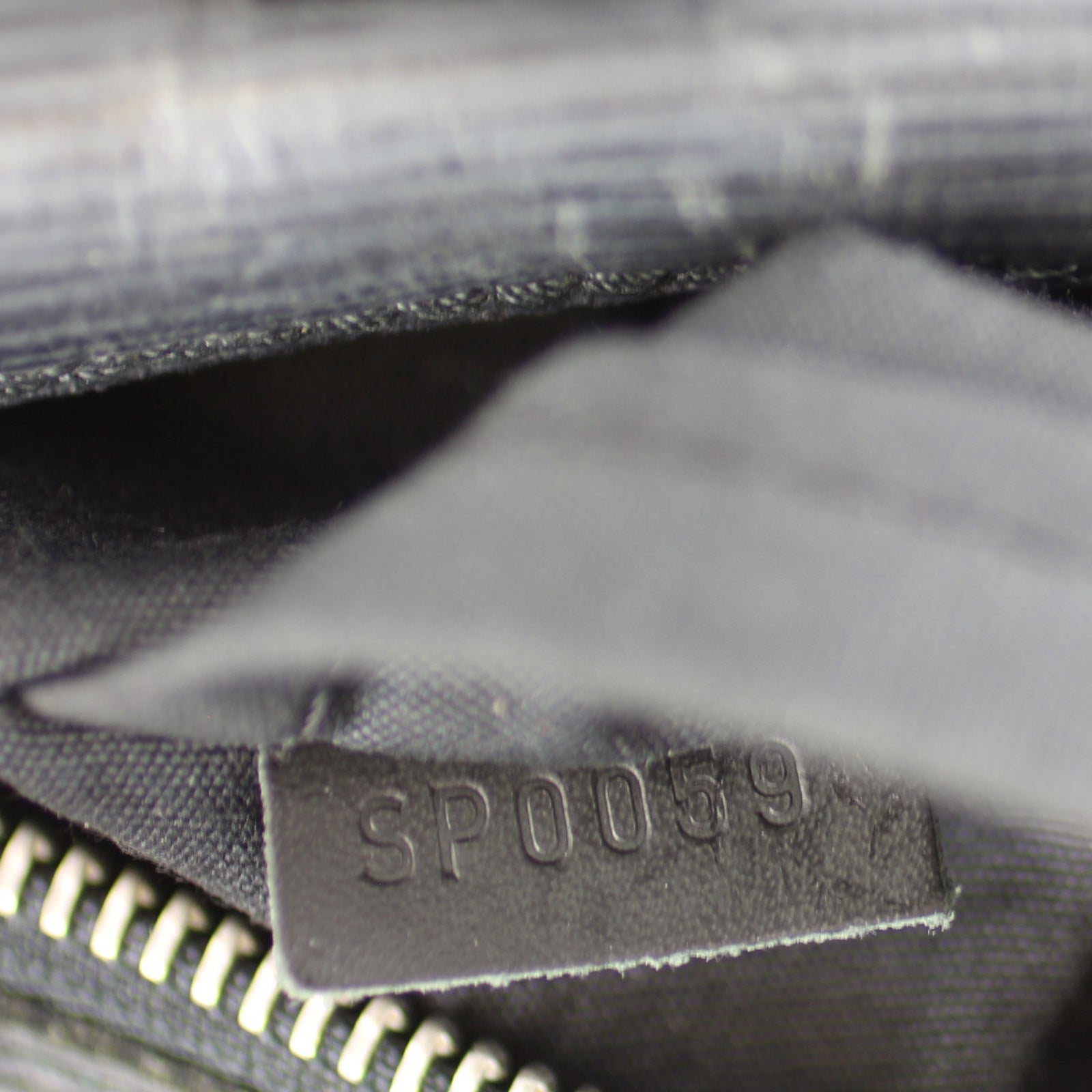 Louis Vuitton Speedy 30 Epi date code