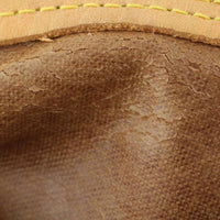 Louis Vuitton Speedy 30 Monogram Cracks