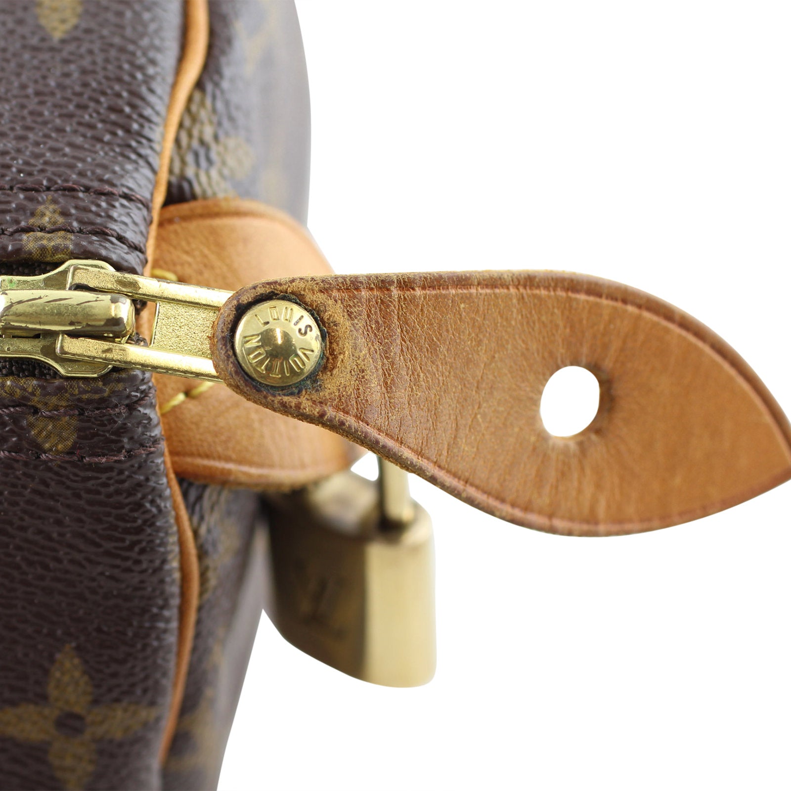 Louis Vuitton Speedy 30 Monogram tab