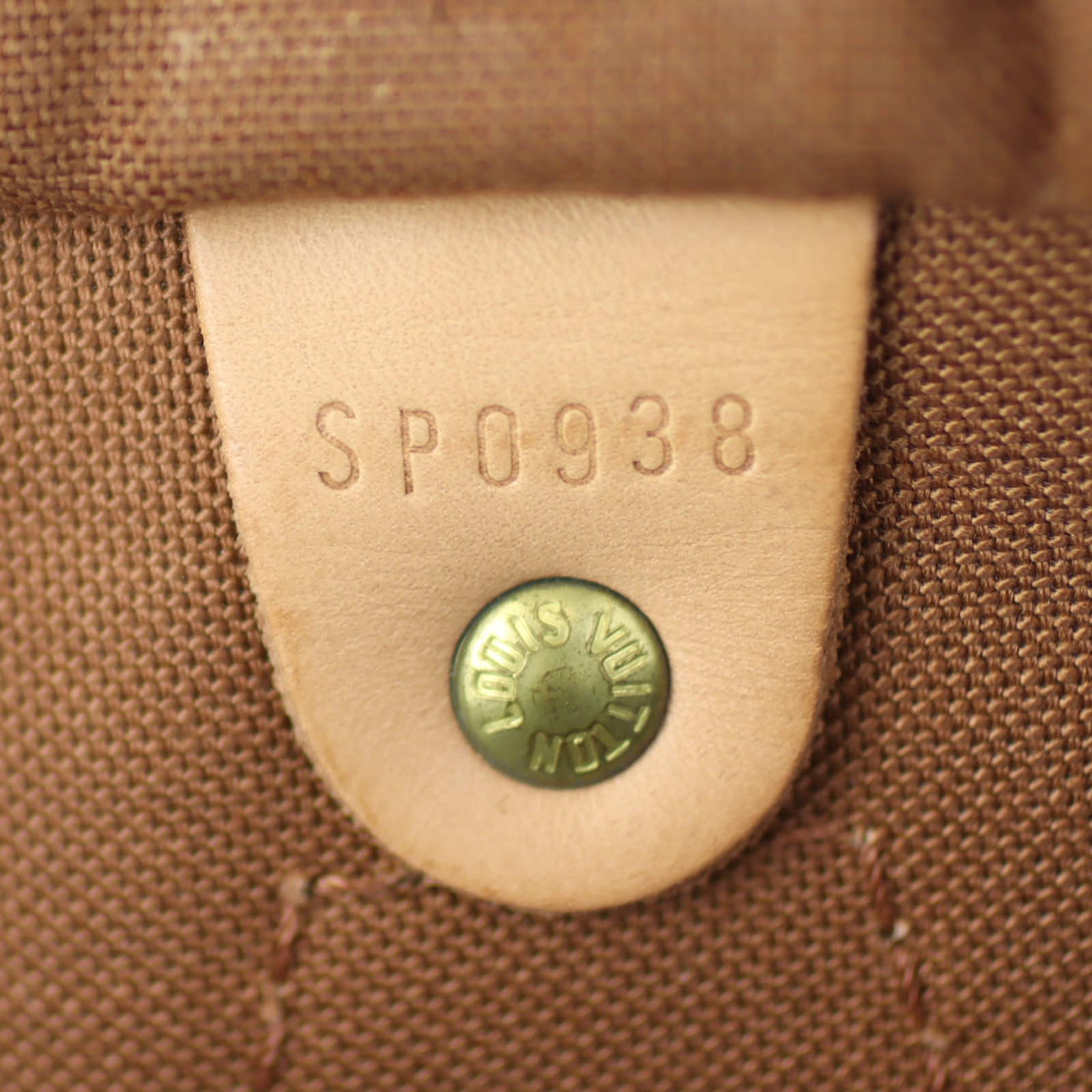 Louis Vuitton Speedy 40 Monogram Code