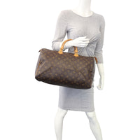 Louis Vuitton Speedy 40 Monogram Mannequin