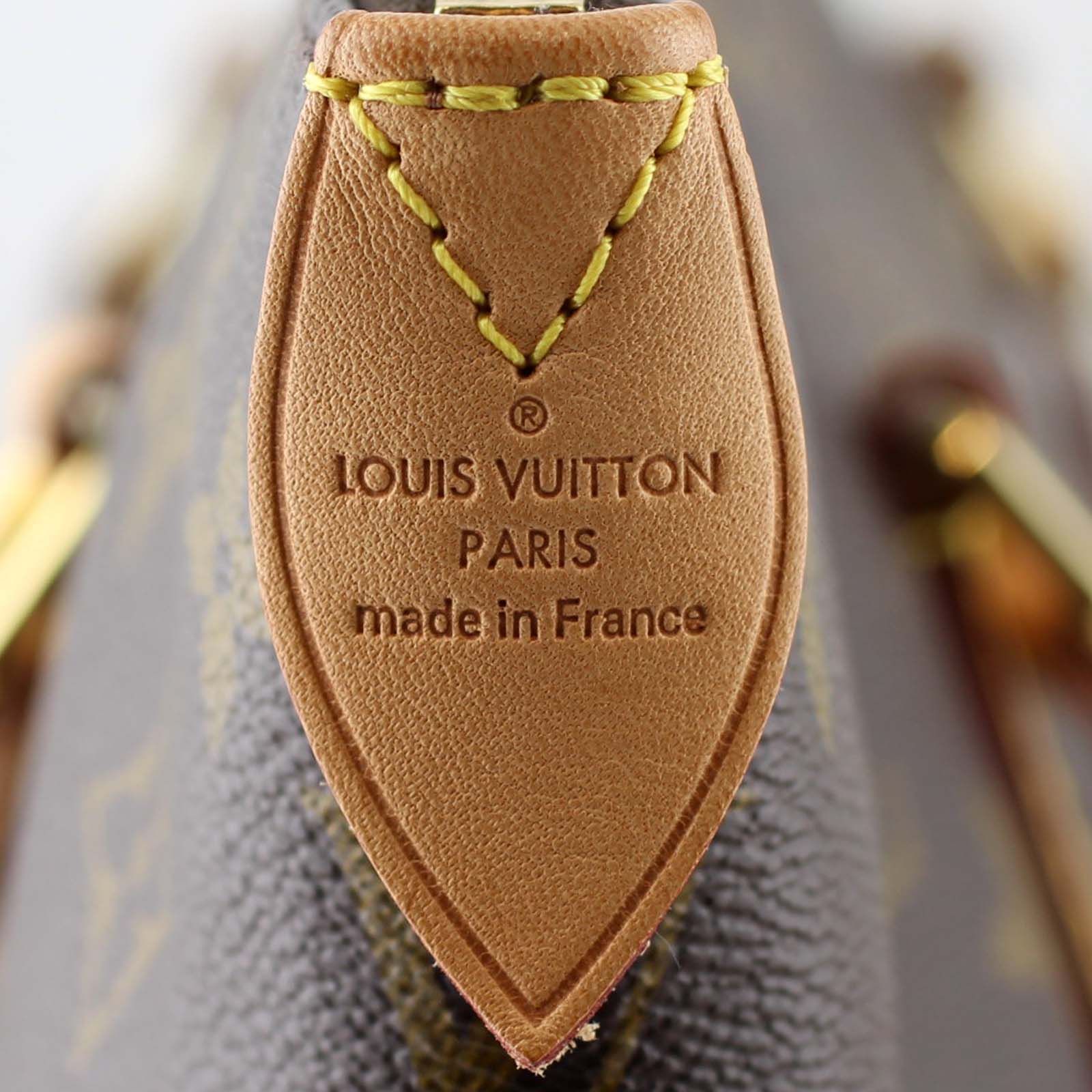 Louis Vuitton Totally MM LV Stamp