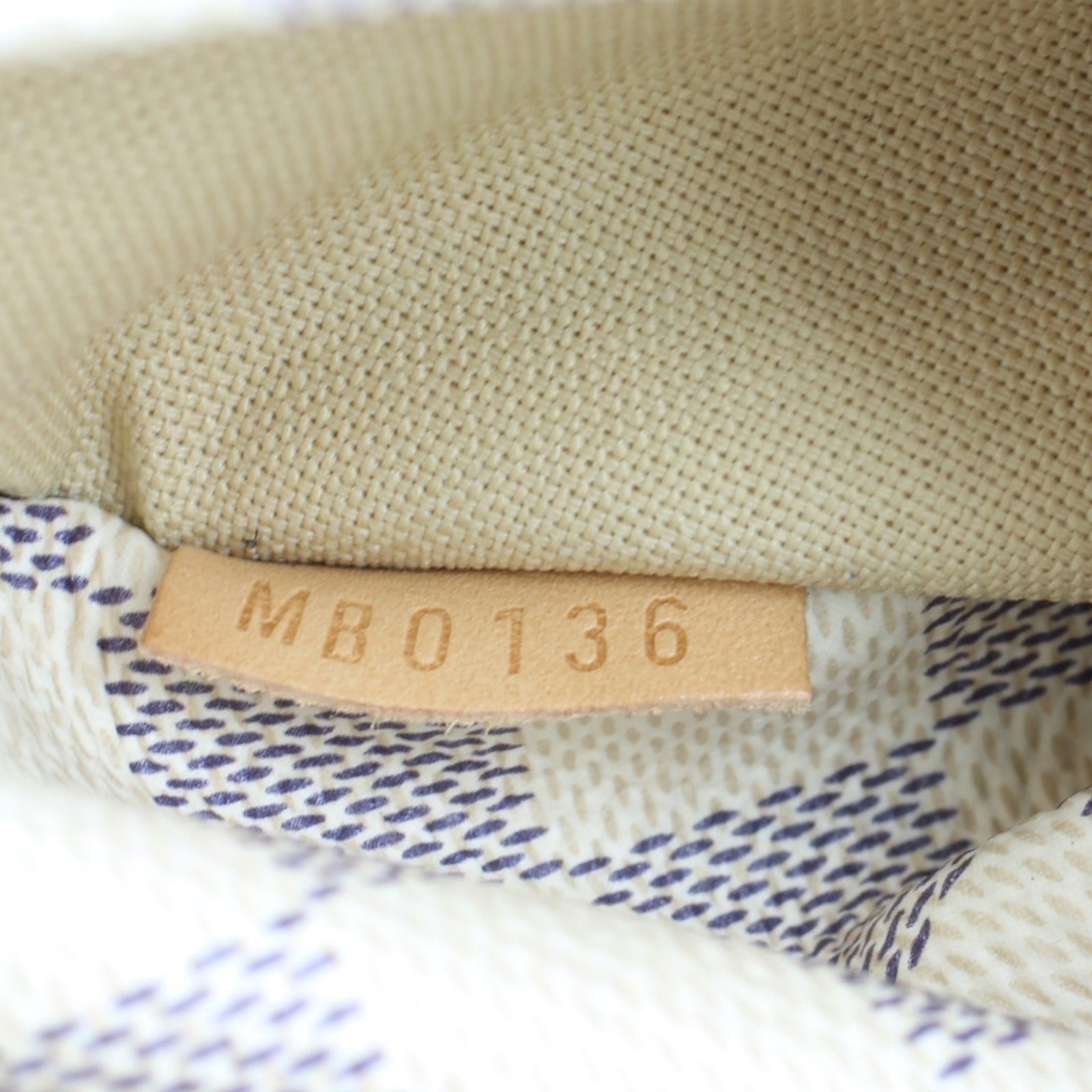 Louis Vuitton Totally PM Damier Azur code