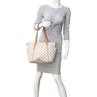 Louis Vuitton Totally PM Damier Azur Mannequin