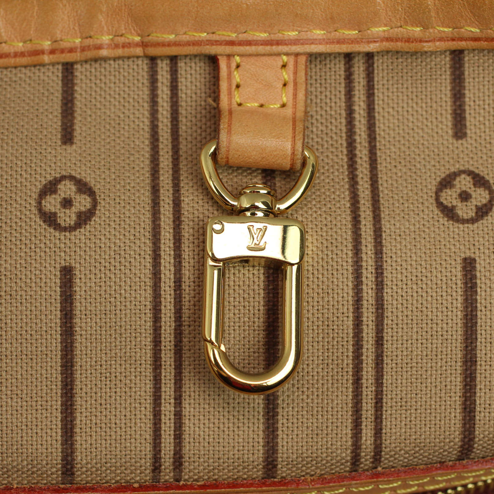 Louis Vuitton Delightful PM Clip