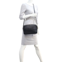 Louis Vuitton Trocadero 27 Epi mannequin
