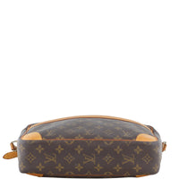 Louis Vuitton Trocadero 30 Monogram Base