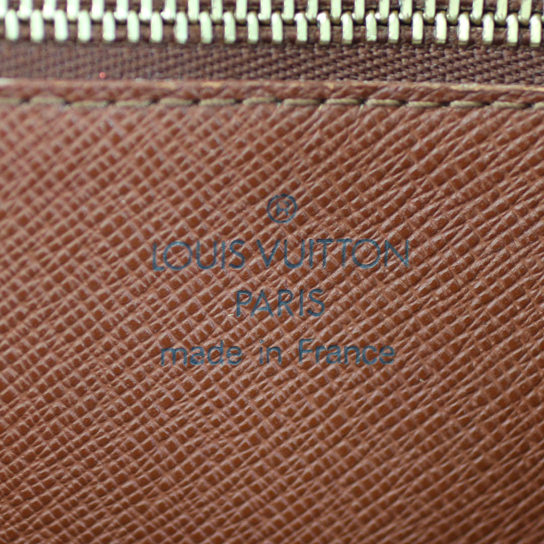 Louis Vuitton Trocadero 27 Stamp